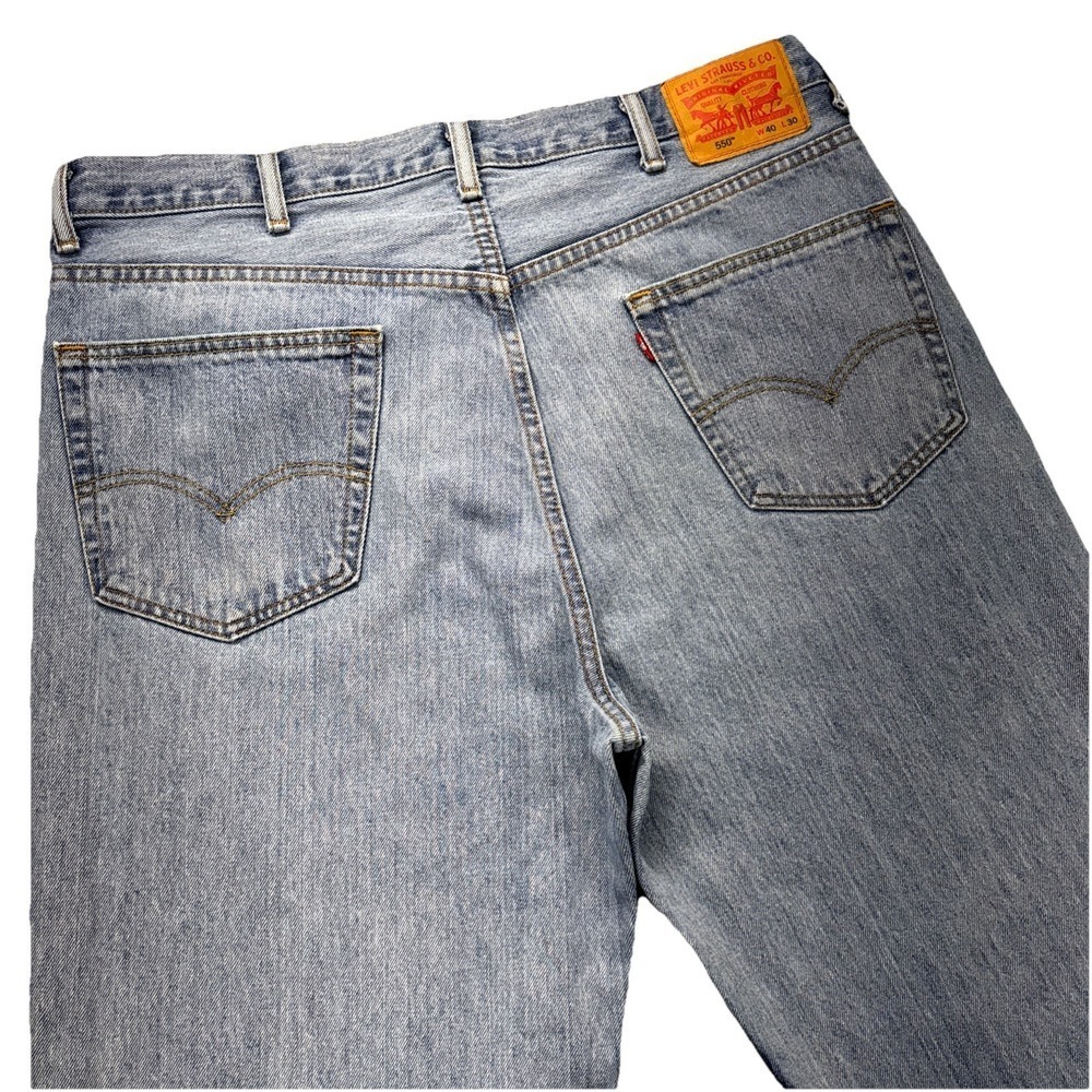 Levi's 550 jeans mens 40x30 light wash straight Leg Blue Denim Biker Workwear